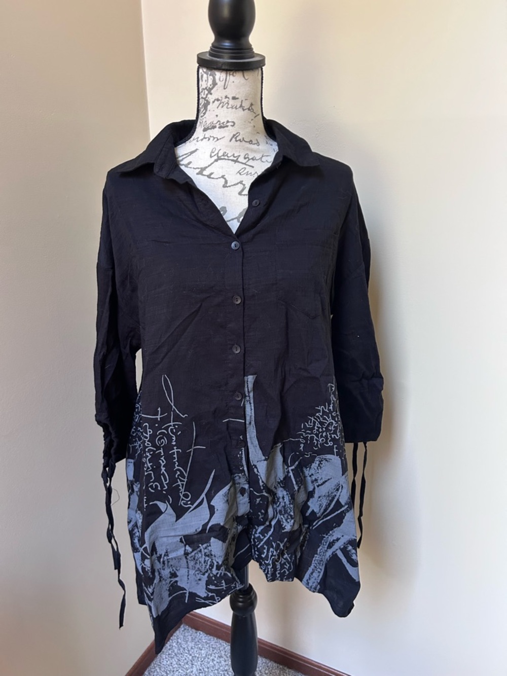 Patrizia Luca Black Button-Down Tunic Top with Gray Graphic Hem